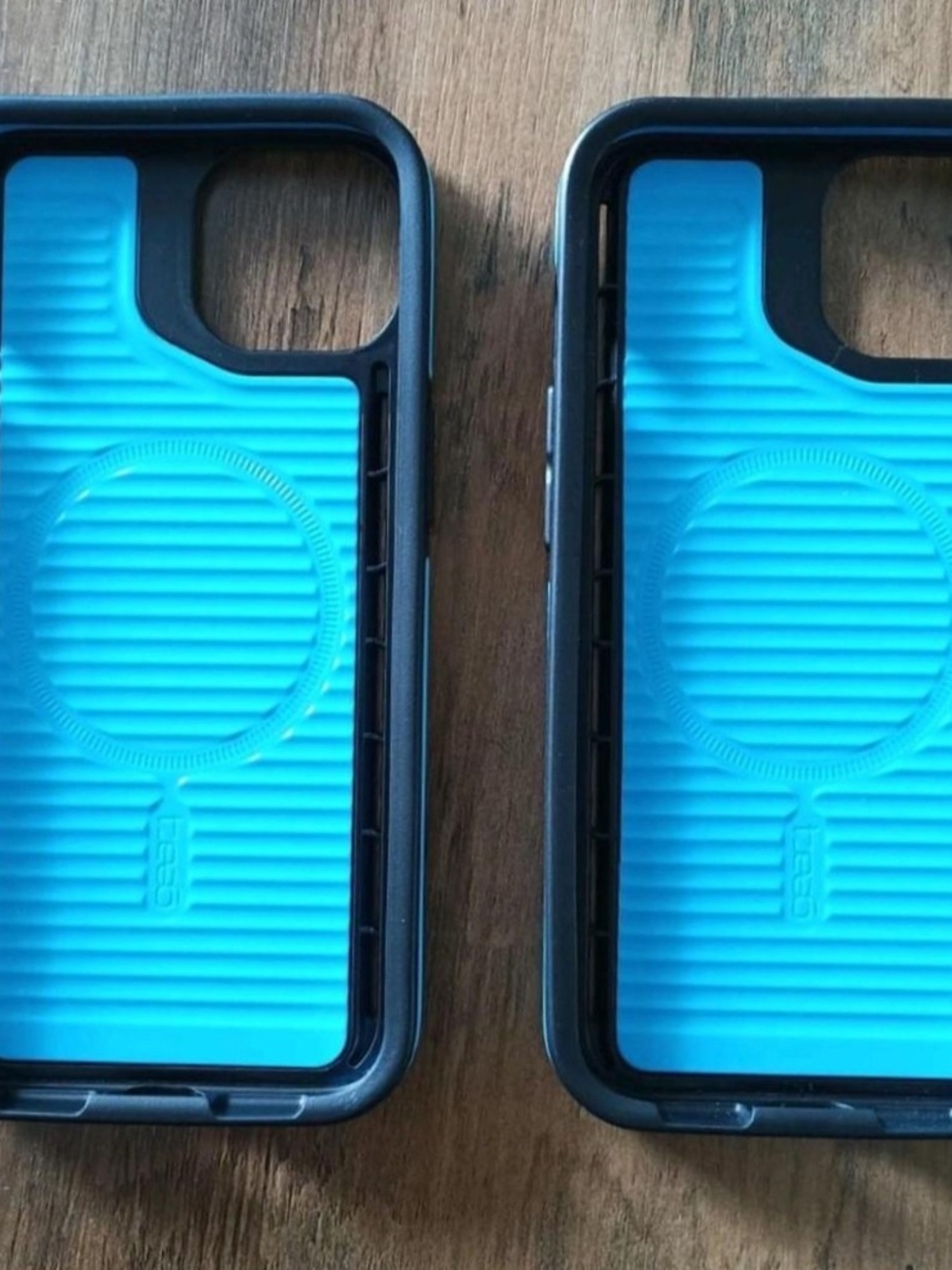 ZAGG Gear4 Vancouver Snap Case